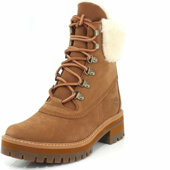 Timberland® Courmayeur Valley 6" Faux Fur Waterproof Boots | Size 9 - Picture 1 of 5
